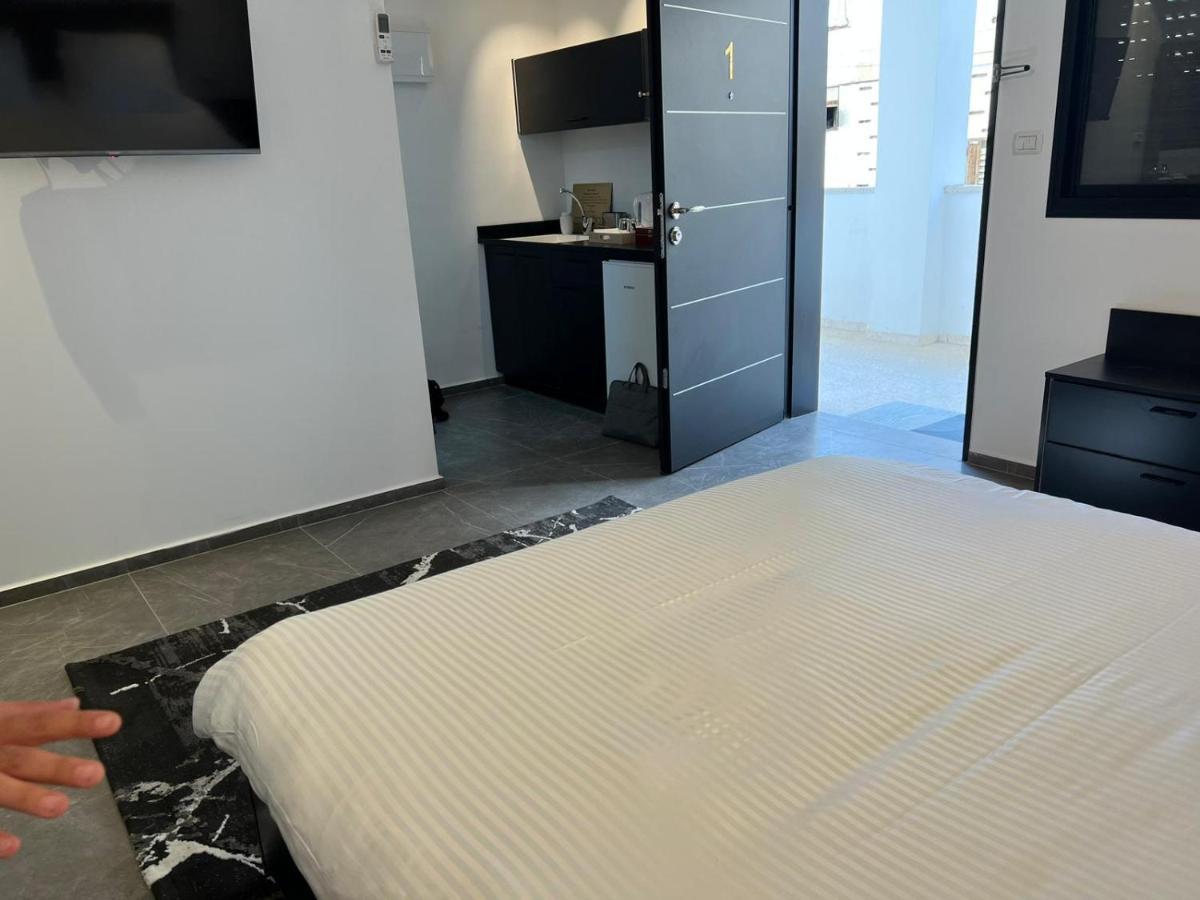 נצרת Zozo Guesthouse מראה חיצוני תמונה